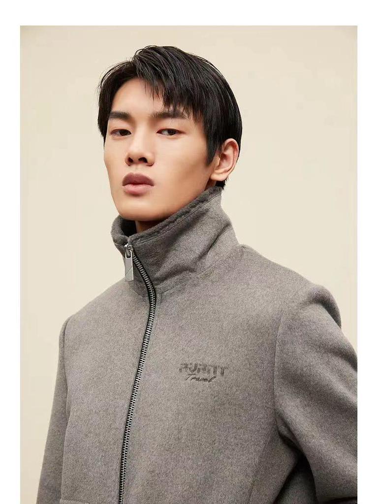 Men's Winter Wool-Blend Coat with Faux Fur Collar and Large Pockets