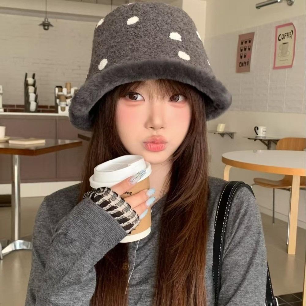 One Size Plush Winter Hat Thick Warm Polka Dot Bucket Hat Faux Lamb Wool Bucket Hat Outdoor Wear