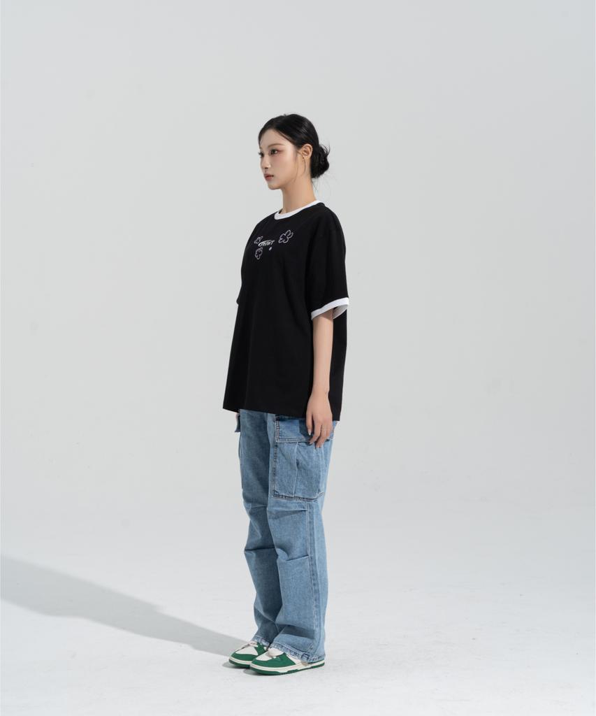 Peijeuhwaiteu [Phase_4] Blossom Ringer Shortsleeves _Black / 8802026-St16