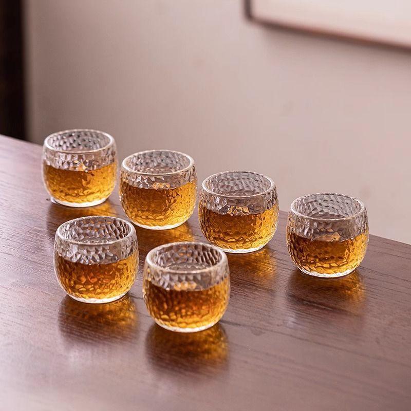Transparent Heat-Resistant Glass Tea Cup with Hammer Pattern and Thumb Ring - Kung Fu Style