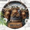 Retro Wooden Welcome Sign with Highland Cattle Design - Rustic Decorative Plaque for Farmhouse, Front Door, Herd Decorations