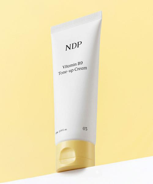 Натуральный крем для выравнивания тона и отбеливания с витамином B9 Natural Derma Project 65 мл NONE