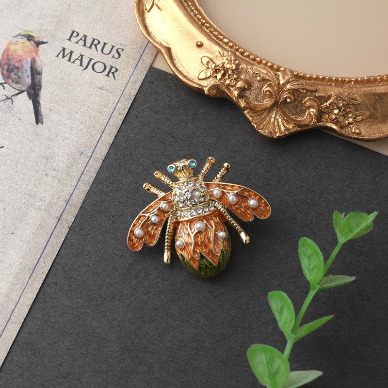 

Винтажная эмалевая брошь с изображением растений и животных, жемчуга, мужская и женская булавка, классическая брошь-значок в стиле барокко