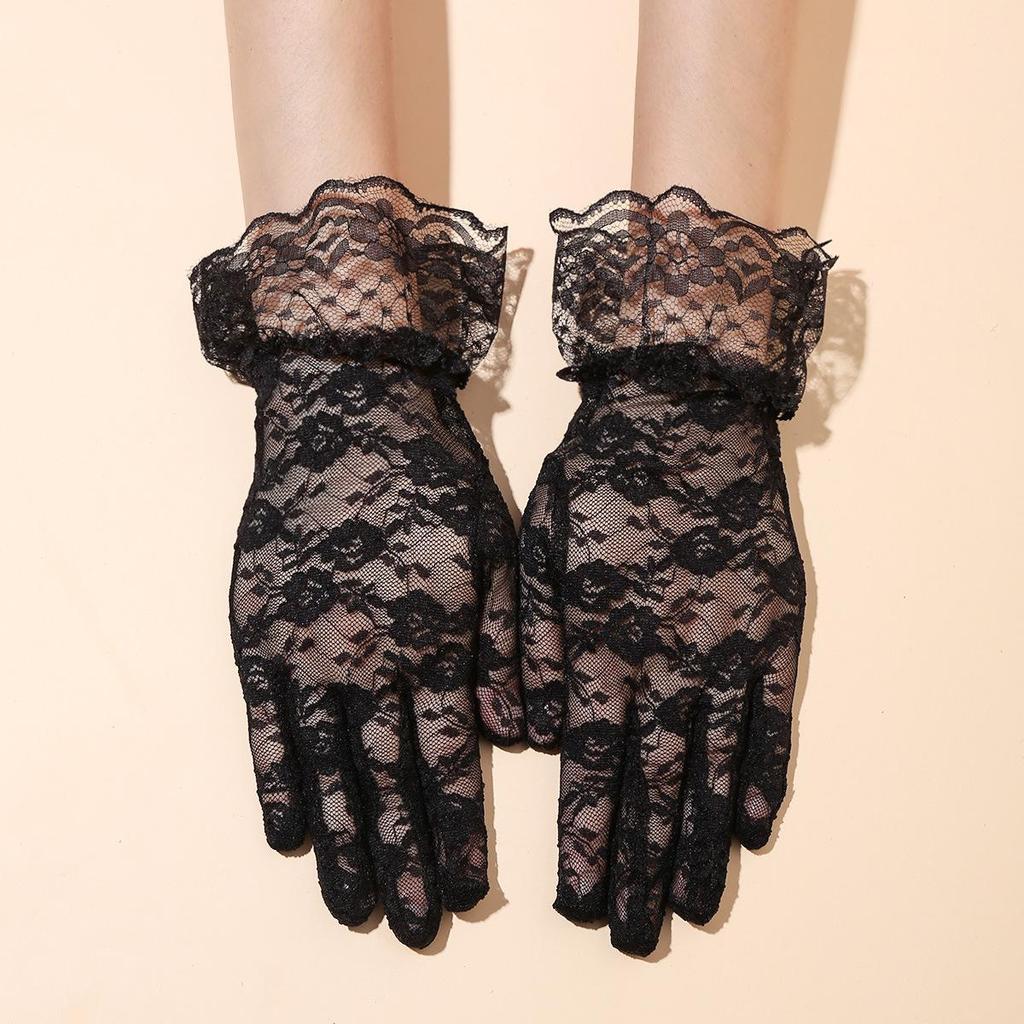 Elegant Black Lace Bridal Gloves - Short Vintage French Princess Style