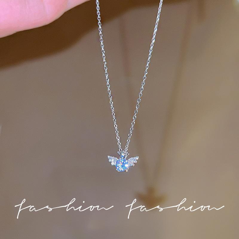 Butterfly zircon titanium steel necklace versatile niche light luxury collarbone chain with jewelry wholesale