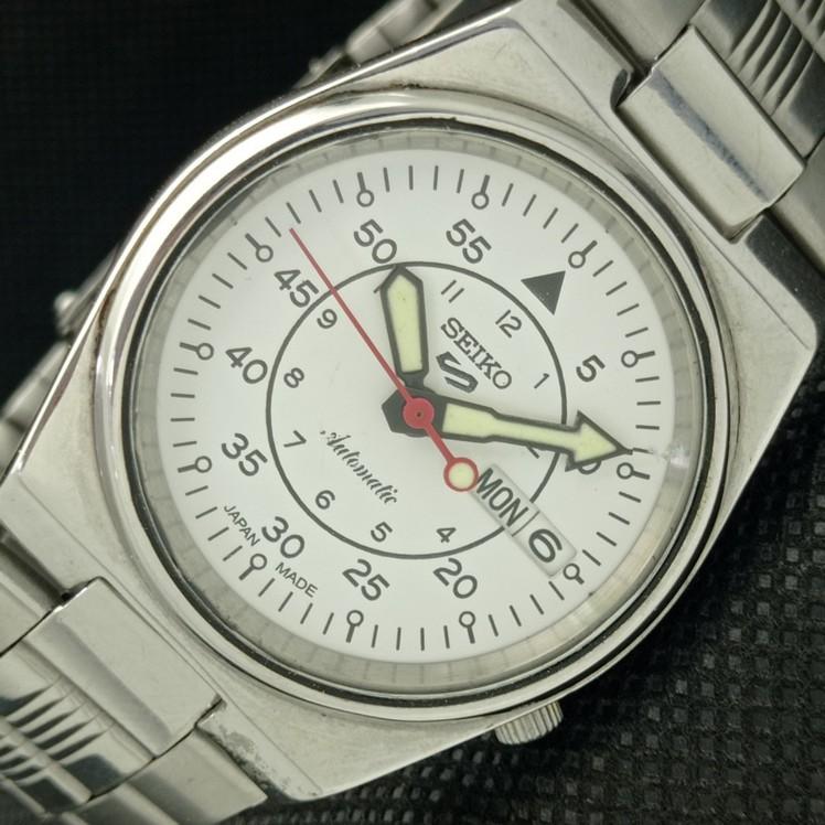 

USED VINTAGE SEIKO 5 AUTOMATIC 7S26A JAPAN MENS WHITE WATCH 583b-a306391-2 SKU583b-a306391