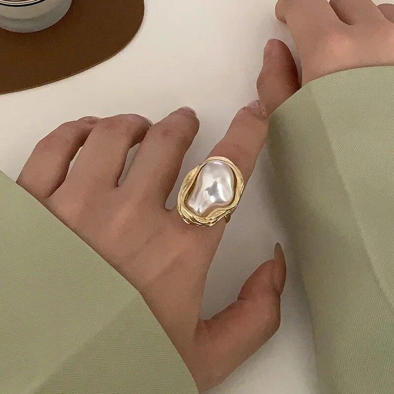 Exquisite Irregular Pearl Ring Korea Gold Color Metal Adjustable Ring For Woman Ins Minist Style Jewelry Girl Gift