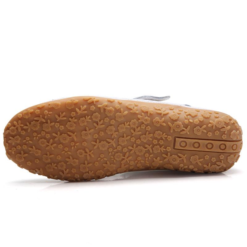 Hole shoes women's sandals large size hollow leather mother shoes women's single shoes breathable beach shoes casual women