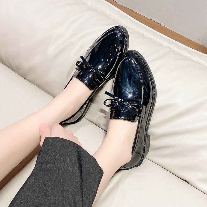 2025 Womens Shoes Patent Leather Women Loafers British Tassel Casual Female Flat Shoes Bowknot Comfortable Small  Shoes