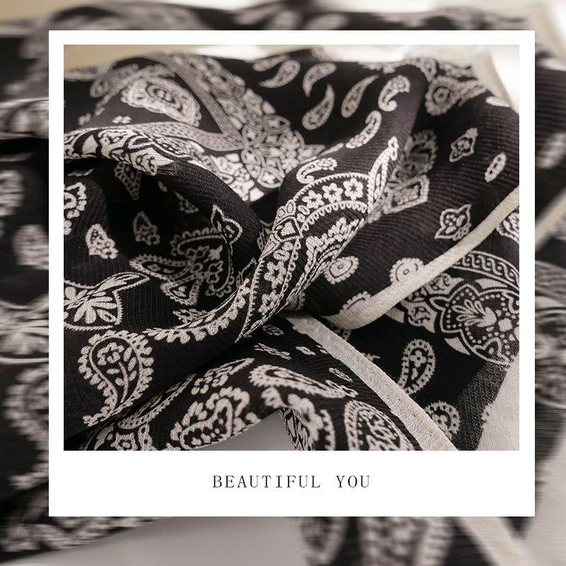 New Versatile Rhombus Scarf Geometric Splicing Design Silk Silk Black and White Cashew Pattern Silk Scarf