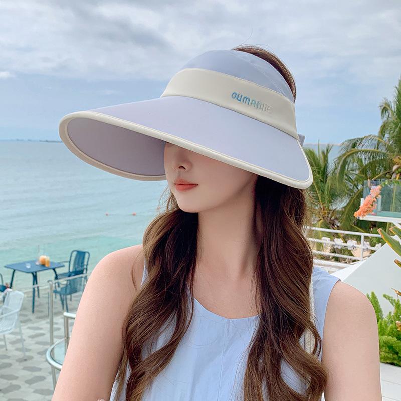Summer Hat for Women's Sun Protection Hat for Ponytails with Large Brim and UV Rays To Cover The Face and Show The Face.