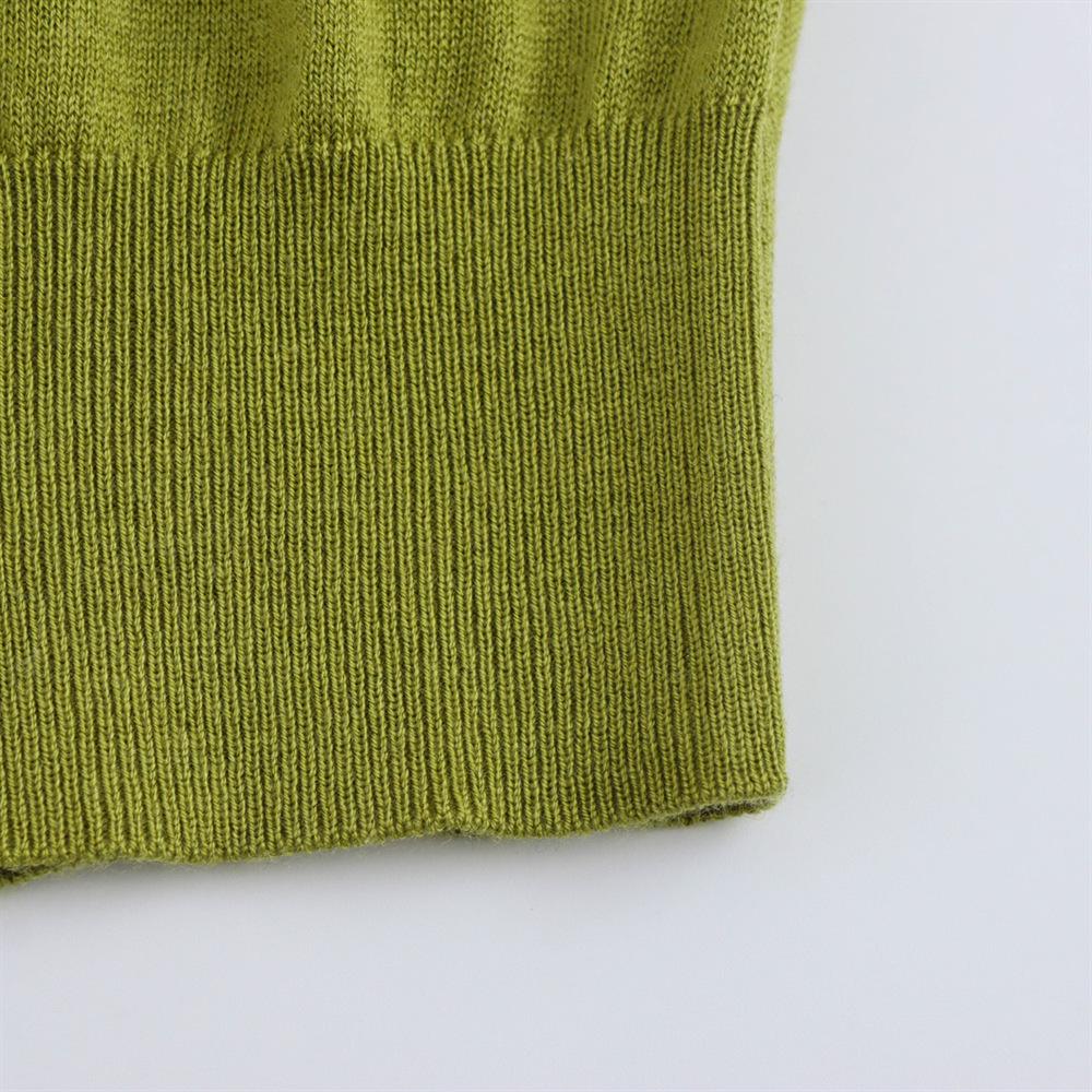 2025 Spring Women's Round Neck Knitwear with Button-Decorated Shoulder and Long Sleeves