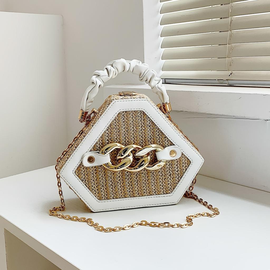 Niche Fashion Chain Straw Bag Portable Messenger Bag