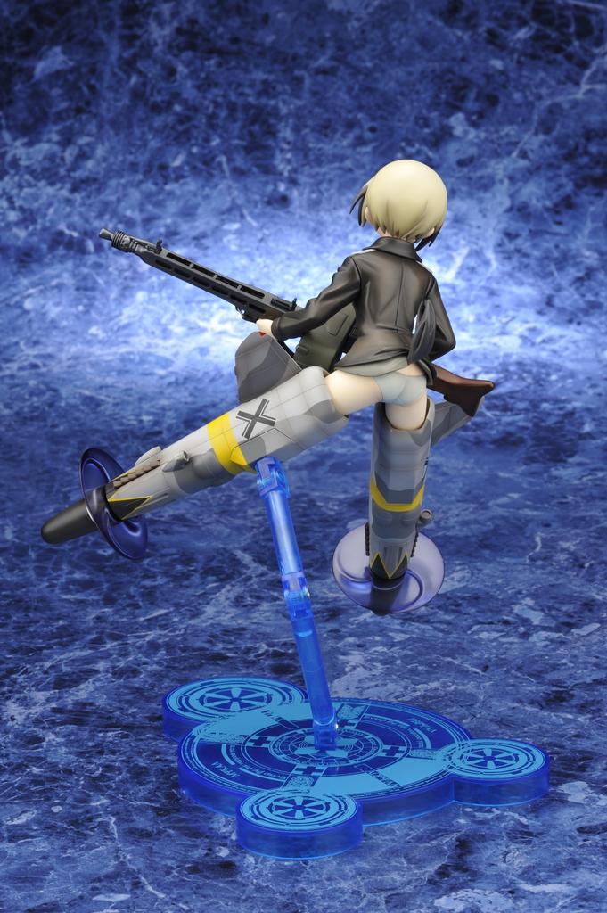 Kotobukiya Strike Witches Erica Hartmann Scale PVC Painted Finished Product 1/8