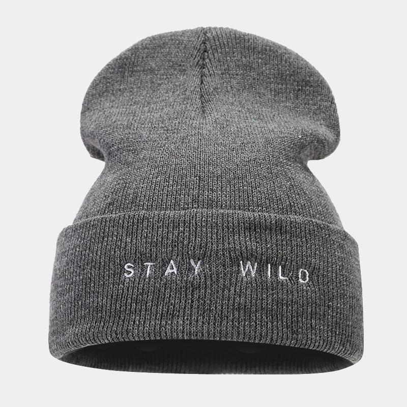 Autumn and winter new large board knitted hat men's trendy personality retro cold hat women's fashion letter embroidery simple stacking hat