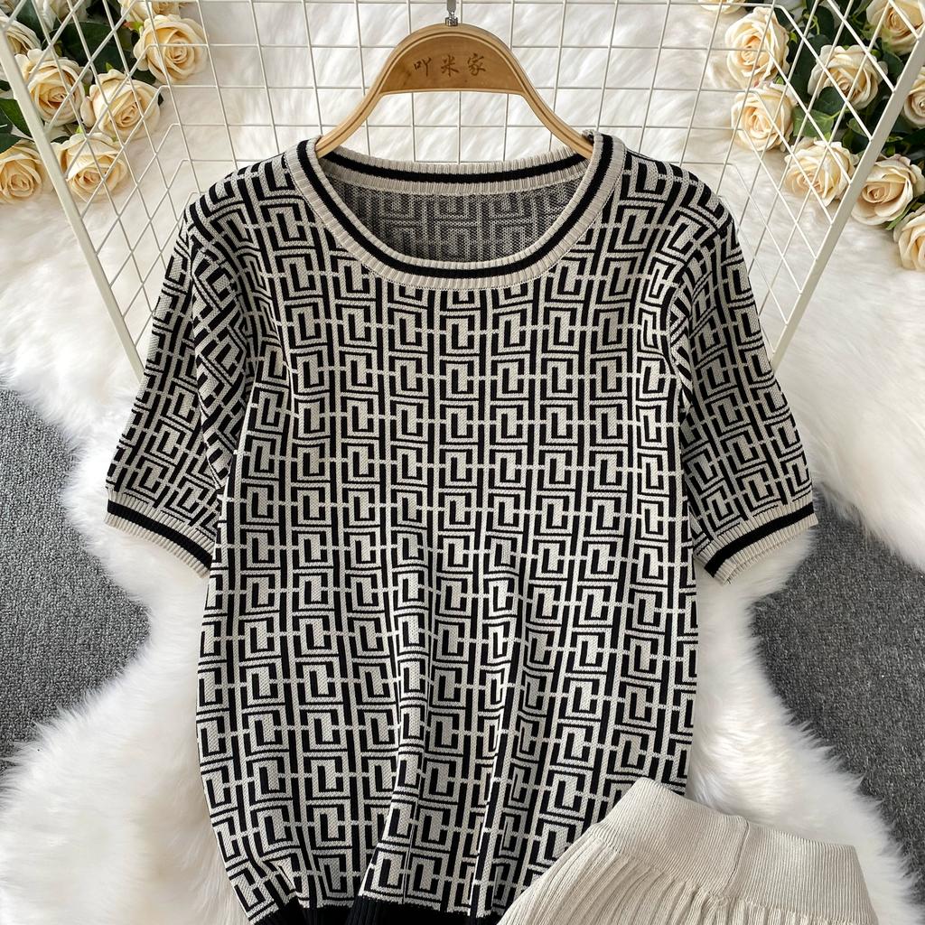 Summer Women Designer Print Knitted Sweater Trouser Two Piece Set Short Sleeve Pullover Tops and Wide Leg Pleated Pant Set