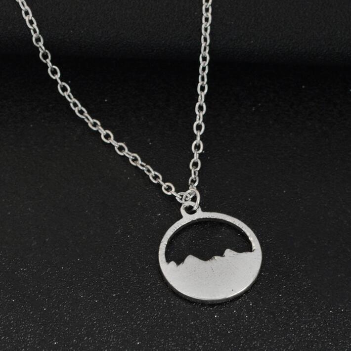 Creative Mountain Pendant Necklace - Simple, Versatile Clavicle Chain