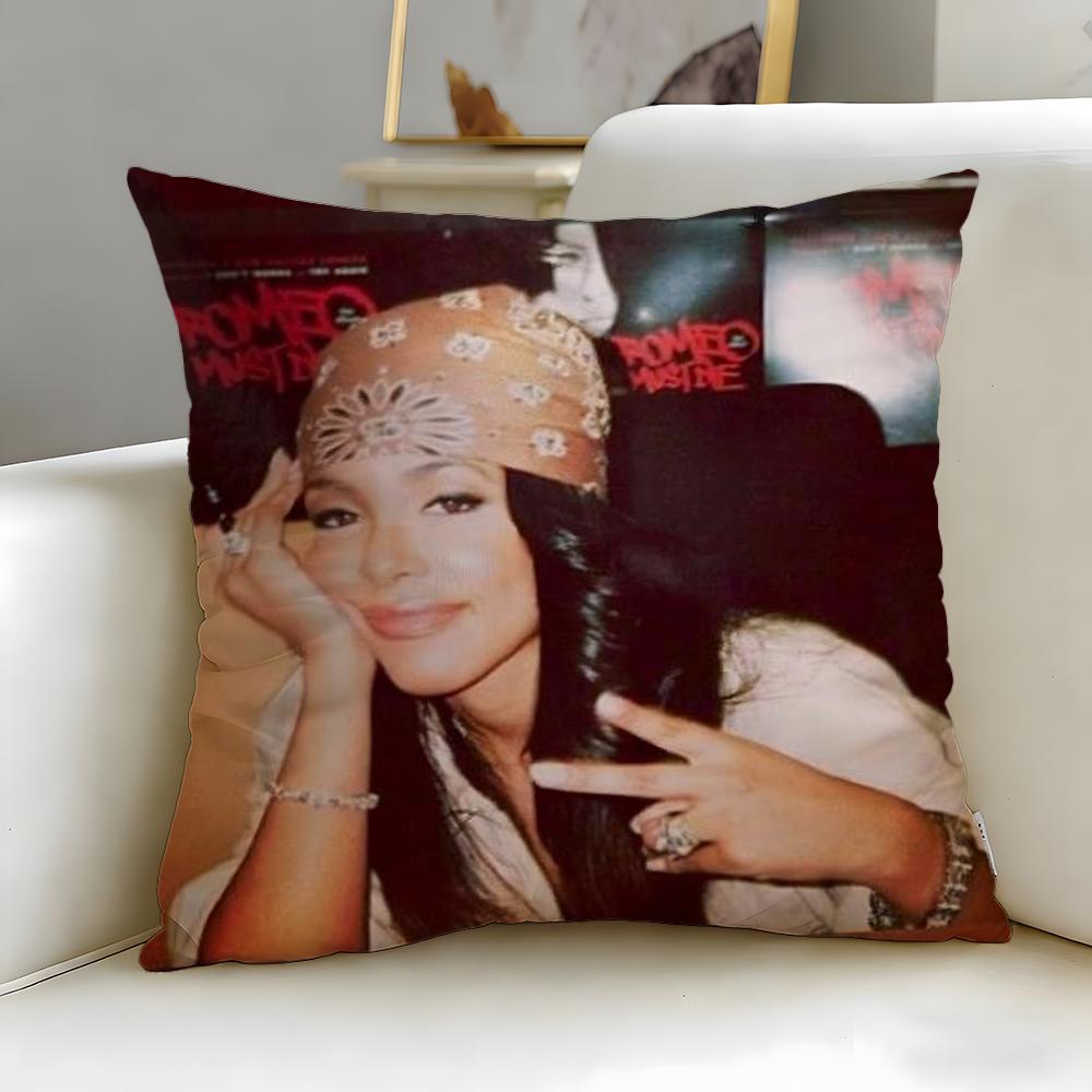 

classic singer Aaliyah Cushion Cover Soft EasyWash Pillow Case Versatile for Couch Bed Travel and Office 30X30cm