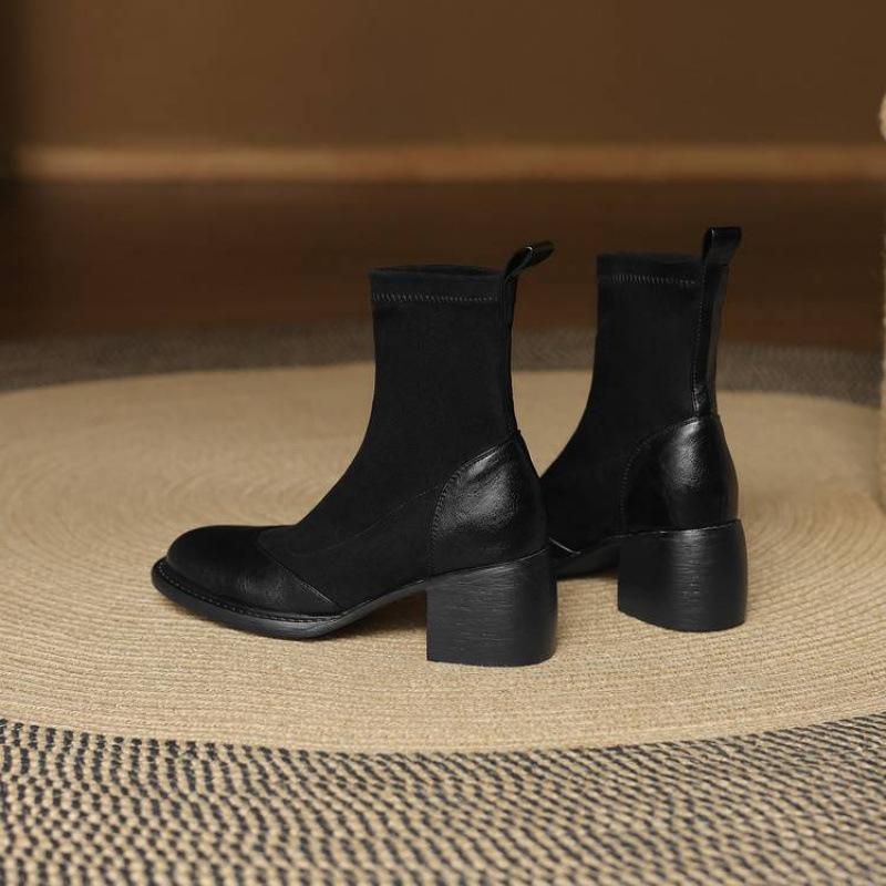 New Round Head Women's High-heeled Large-size Boots Korean Version Solid Color Sleeve Suede Martin Boots Autumn and Winter Square Heel Medium Boots