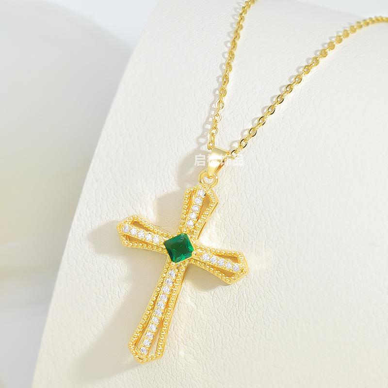 Colier Cruce Vânt Femeie Stil Retro Curte Premium Versatil Pandantiv Diamant Lanț Claviculă