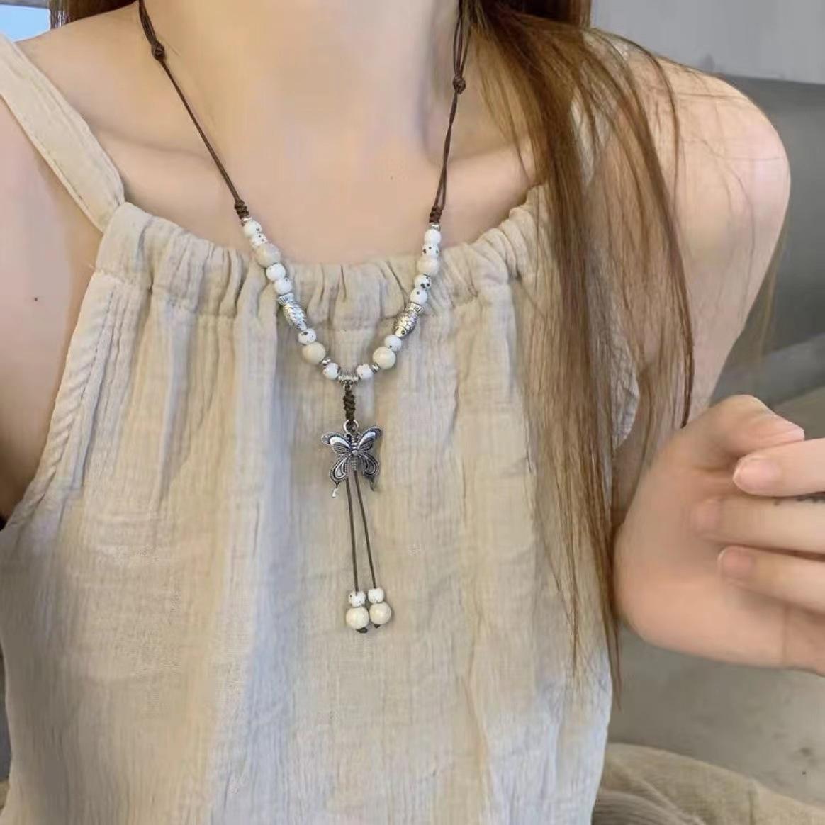 Color beaded ceramic butterfly braided rope necklace New Chinese national ancient style accessories Light luxury high-end collarbone chain