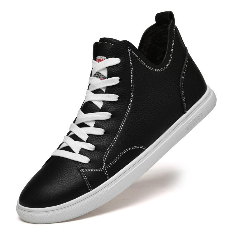 Men's Korean Style Velvet-Lined Mid-Top Leather Sneakers - Trendy Casual Cowhide Patchwork, Large Sizes Available.