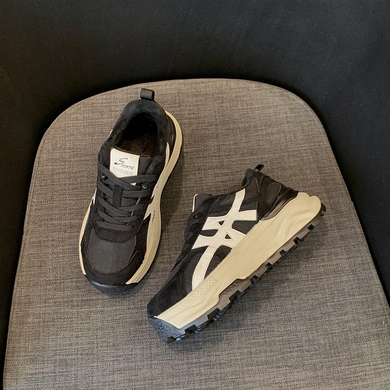 Damen Herbst 2025 neue atmungsaktive Sportschuhe mit innerer Erhöhung, vielseitige Plateau-Freizeitschuhe