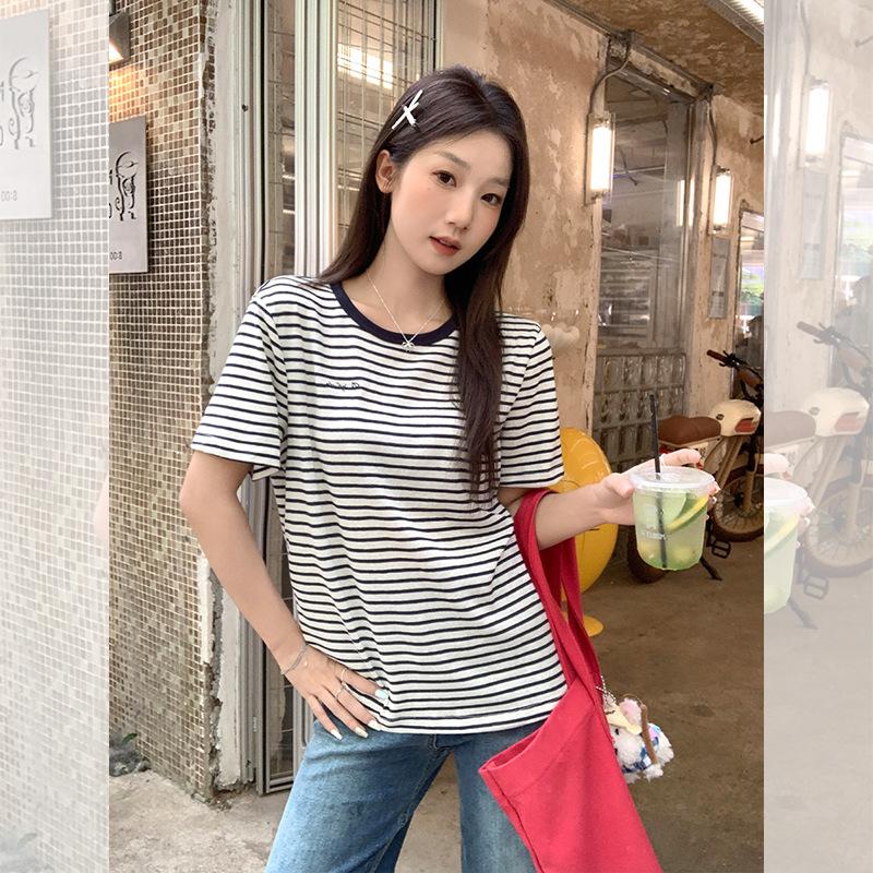 Crew neck striped color embroidered design short-sleeved T-shirt women's summer new loose Korean slim top