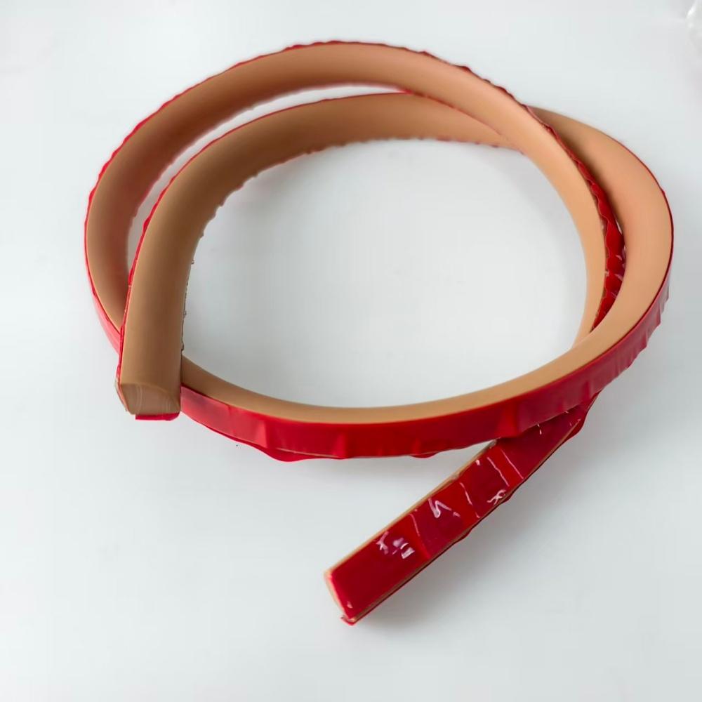 

1PC 1M/2M Flexible Quarter Round Molding,Peel and Stick Rubber Trim,Self-Adhesive Edge for Floor,Waterproof Bendable 1.27cm&1M коричневый