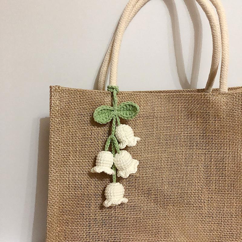 

Crochet Flower Keychain Lily Orchid Pendants Finished Handknitted Flower Car Decor Bag Pendant Hanging Accessory Flores Crochet As picture show белый