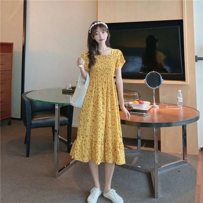 New Spring Summer Dress Women Mini Dresses Female Short Sleeve Elastic Bust Printed Floral Pleated Backless Casual Dress