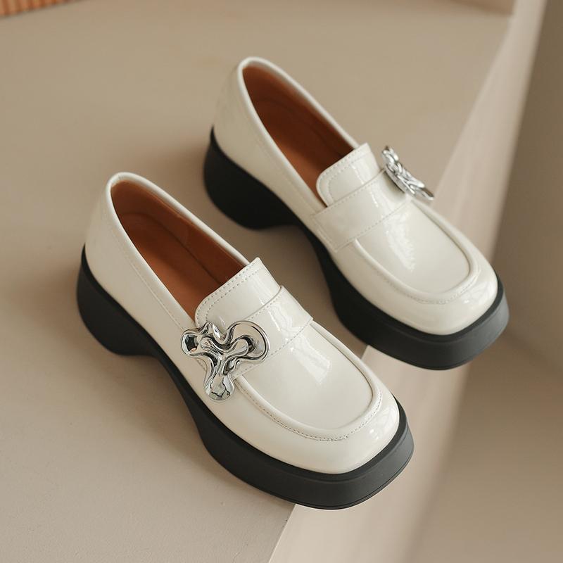 

Женские туфли на низком каблуке, одинарные, весенне-осенние, ретро, универсальные, удобные, больших размеров, повседневные, с низким верхом 34 белый