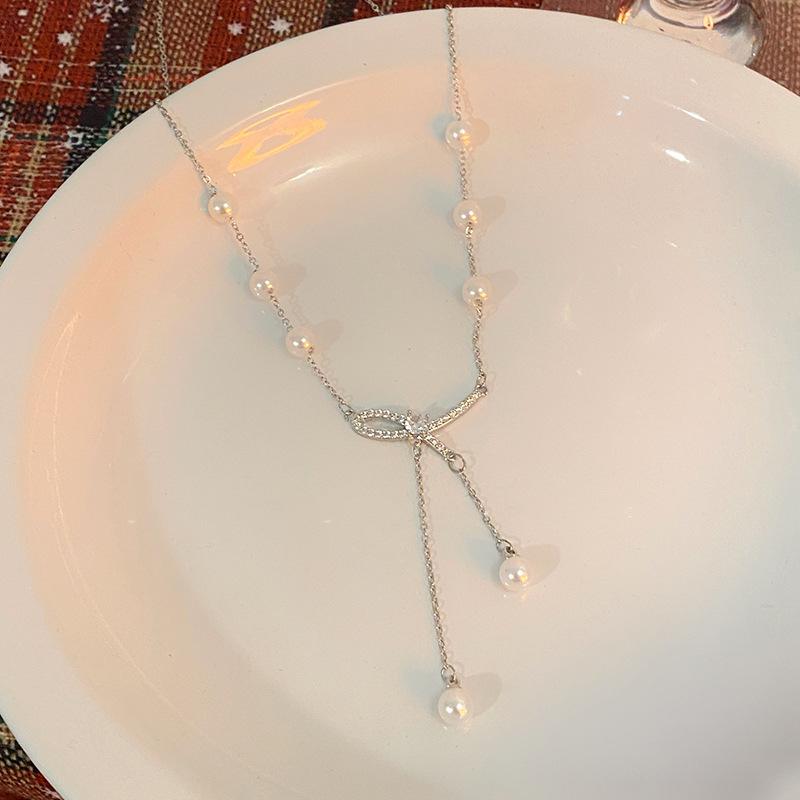 Titanium Steel Not Fading Bowknot Tassel Necklaces for Women Light Luxury Clavicle Chain Jewelry