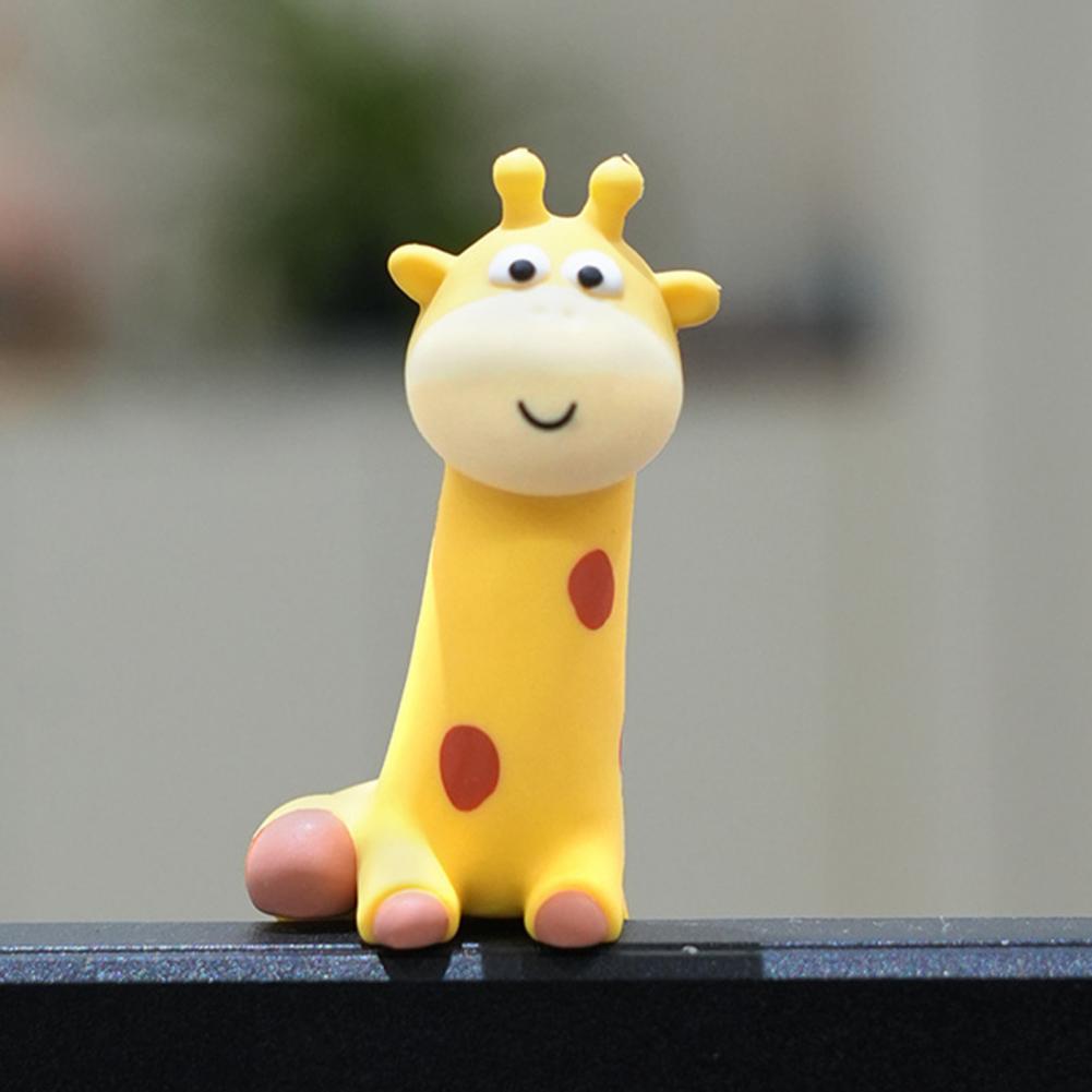 Resin Car Dashboard Decor Cartoon Desk Ornament Cute Cartoon Figurine Set for Computer Monitor Car Dashboard Ornament