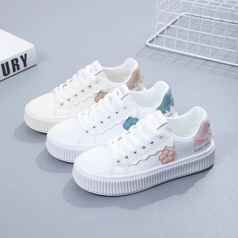 Nydelig Blomst Små Hvite Sko Damesko 2023 Vår Brettsko Flat Topp Damesko