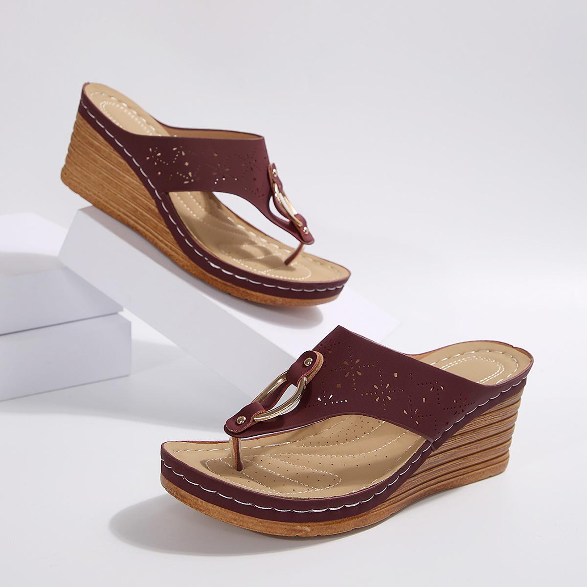 

Новые женские шлепанцы на танкетке, пляжные шлепанцы, повседневная мода, толстая подошва 43 красный