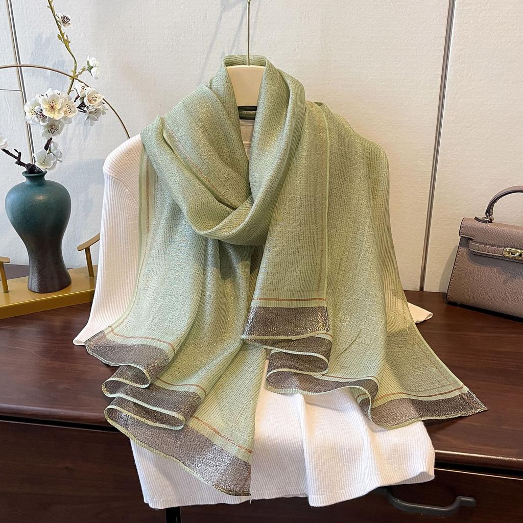 Vår og Sommer Nytt Temperament Mote Skjerf Tynt Klimasjal Langt Varmt Emulasjon Silkeskjerf for Kvinner