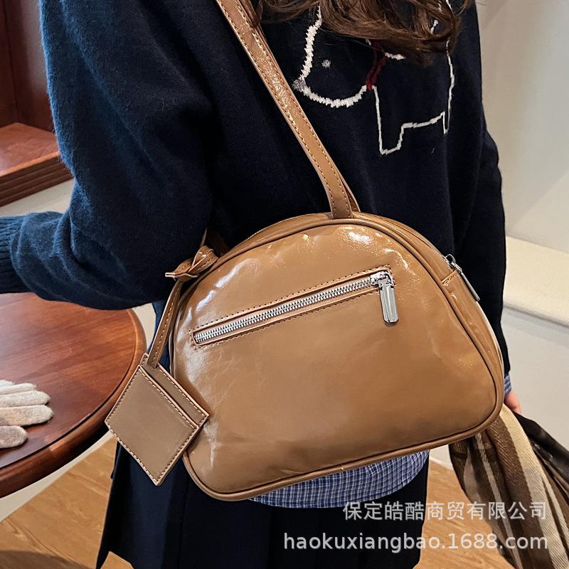 Premium sense niche bag women's 2025 autumn and winter new trendy and versatile ins this year's popular foreign fashion shoulder bag
