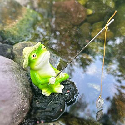 Garden Pond Decorative Fishing Frog Figures Made of Resin Garden Decoration Frog Figures Garden Decoration for Outdoor Figures