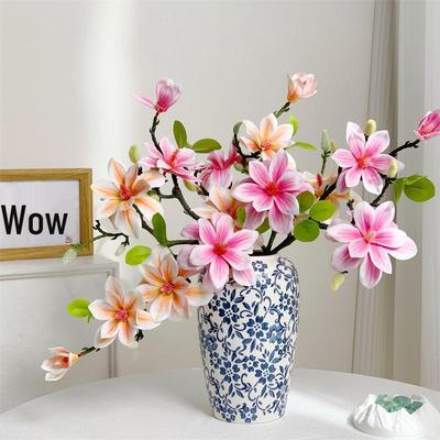 Lussuoso Arrangement di Fiori Artificiali Magnolia a 3 Teste per Arredo Soggiorno o Sala da Pranzo