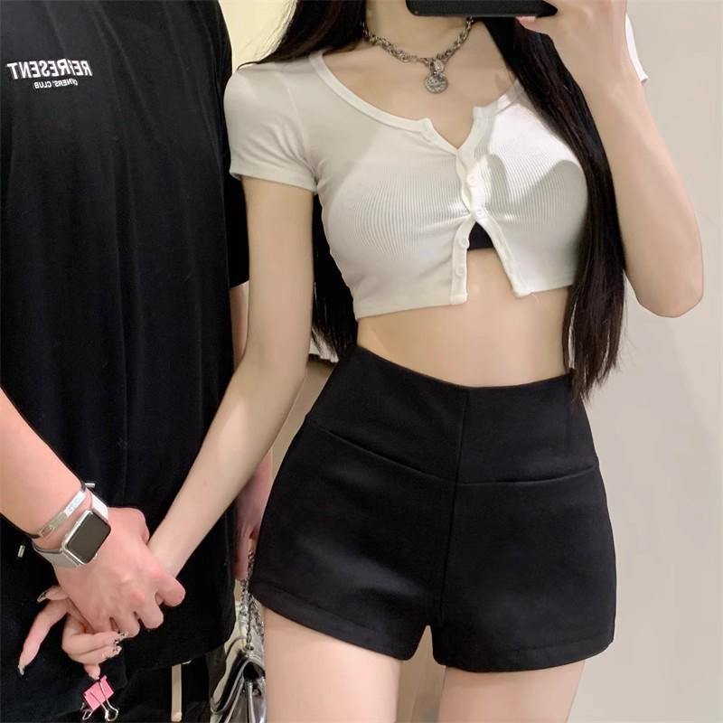 

Женские черные шорты с высокой талией А-силуэта с эластичным облегающим внутренним слоем - Летние повседневные стройнящие шорты прямого кроя Large чёрный