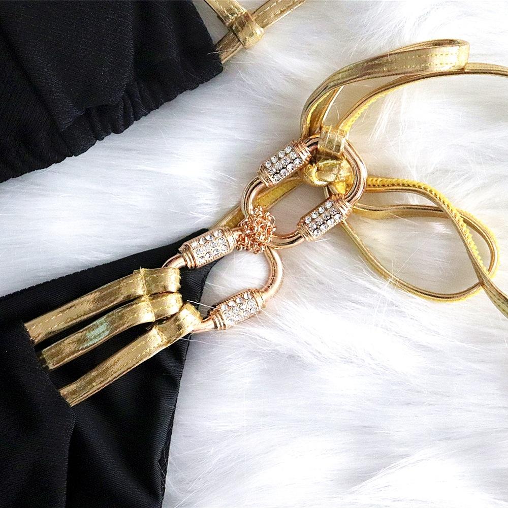 Sexy křišťálové diamantové plavky bez zad se zlatým páskem