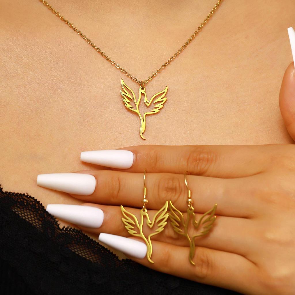 Elegant Phoenix Jewelry Set: Unique Flying Bird Necklace & Earrings