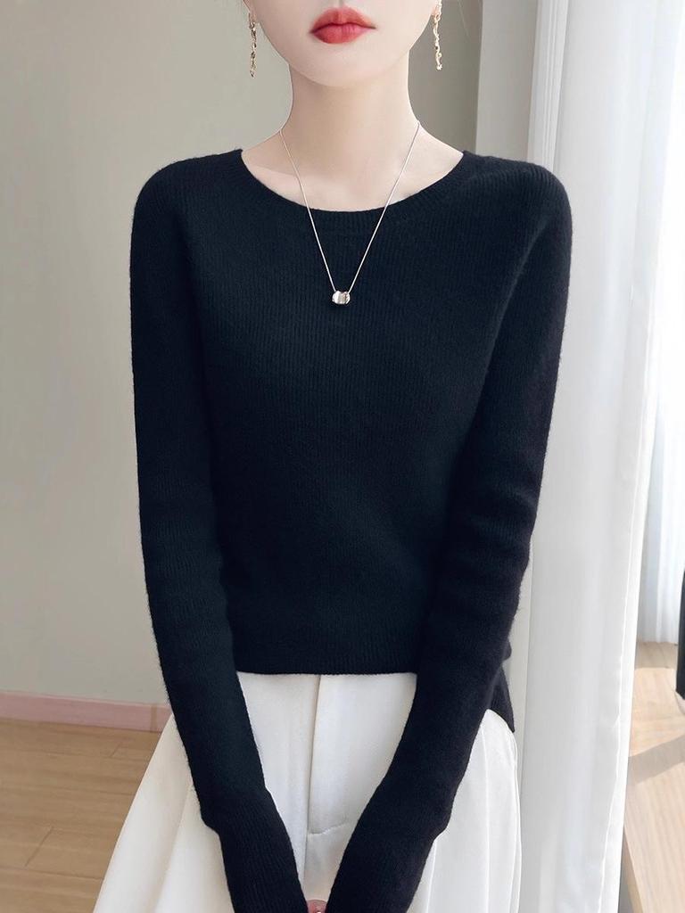 Maglione da Donna a Collo Tondo Basso in Maglia Slim per Autunno e Inverno