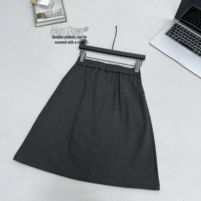 Max Daex Woolen Midi Skirt – Hidden Meat Bud Design for Simple Commuting, Ideal for Autumn/Winter.
