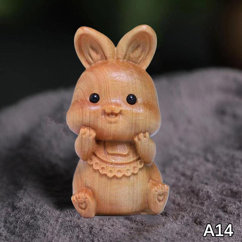 1Pc Wood Carving Easter Rabbit Ornaments Rabbit Figurine Cute Bunny Ornament Home Office Desktop Decor Car Decoration Party Gift