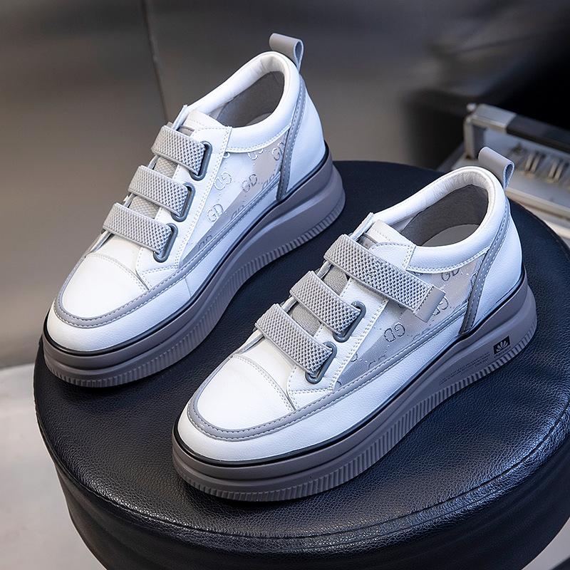 

Кожа на липучке прозрачная сетка 2025 новая летняя мода повседневные туфли-одинарки дышащие на плоской подошве универсальная обувь детские высокие каблуки 40 серый