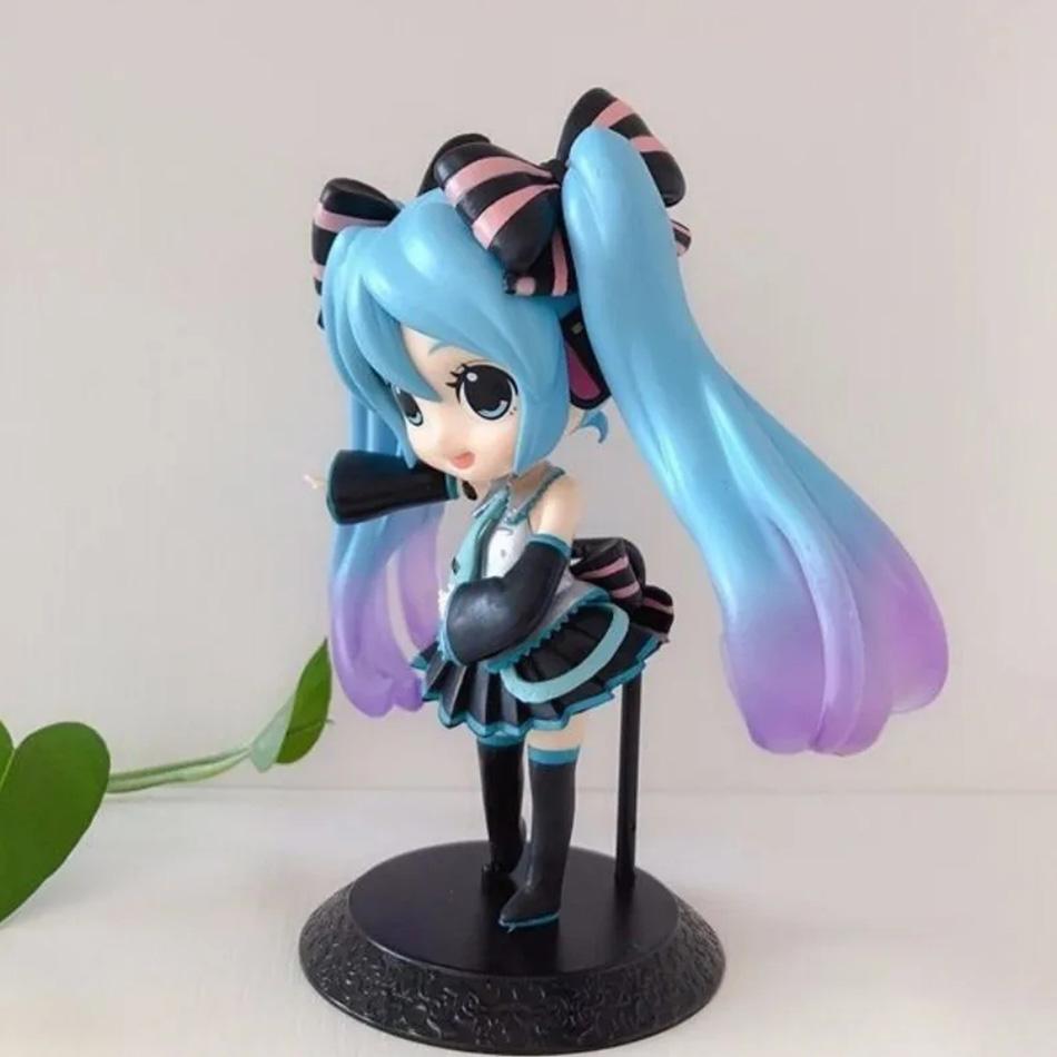 Anime New Hatsune Miku Figure Mini Character Ornaments Kawai Pink Green Hatsune Home desk Decoration Adult Toy kid Birthday Gift