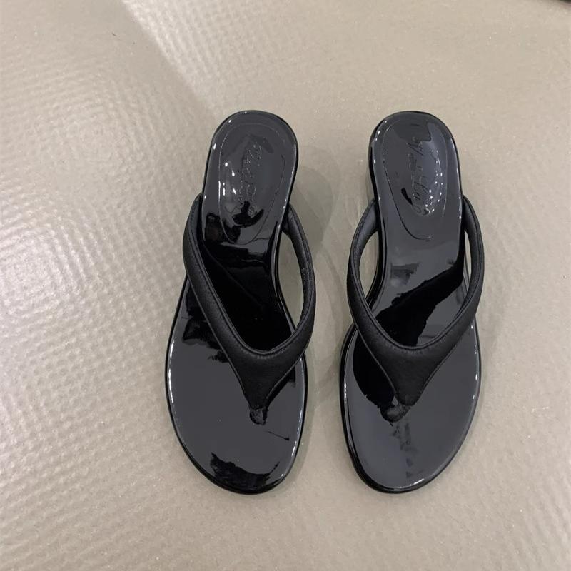 Elegant Women's Wedge Solid Color Flip Flops Korean Style Versatile Casual Slippers Outdoor Street Casual Sandal Shoes for Women