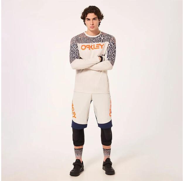 Oakley Шорты Maven Scrub